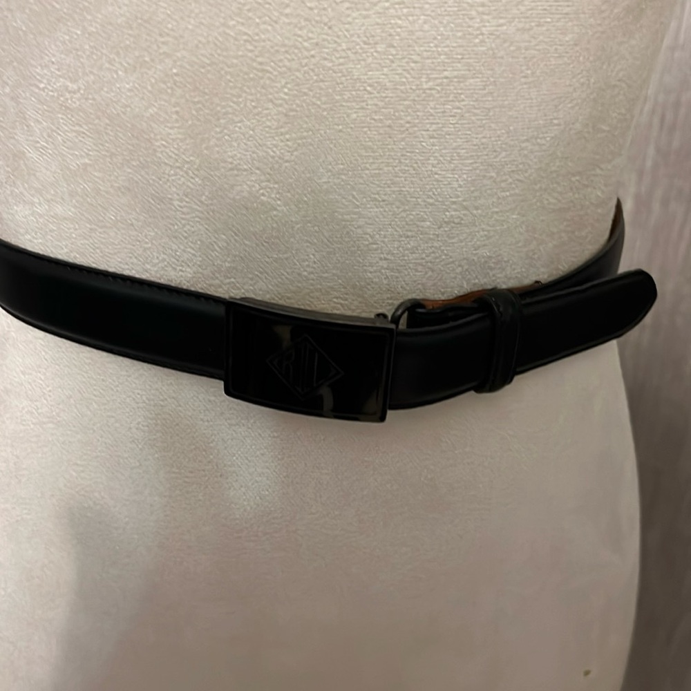 Ladies Ralph Lauren leather belt